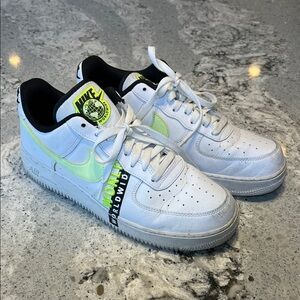 Men’s Nike Air Force 1 ‘07 LV8 "Worldwide Pack - Volt" (CK6924-101) M Size 9.5